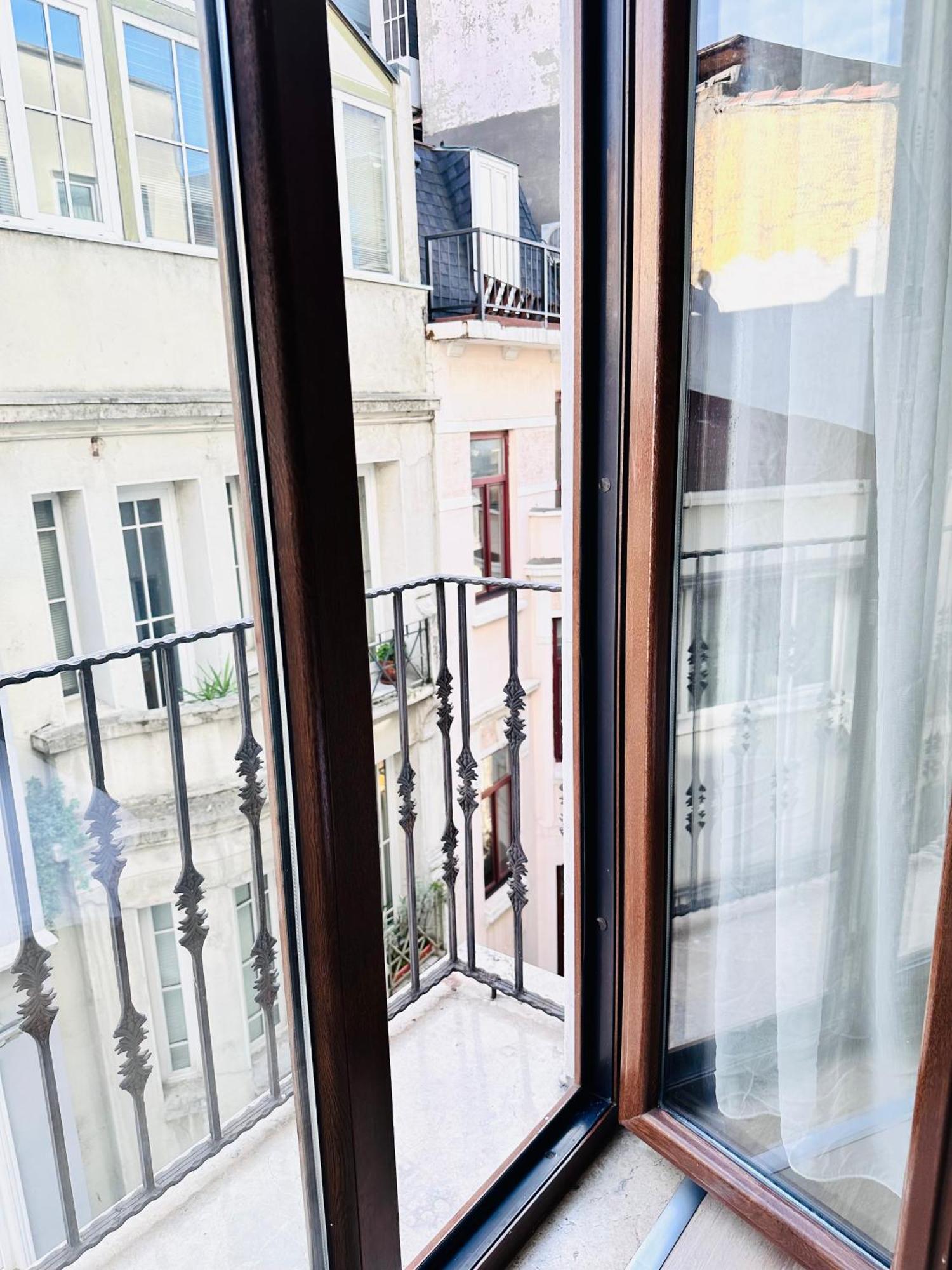 City Center Allyon Suit Hotel Istanbul Exteriör bild